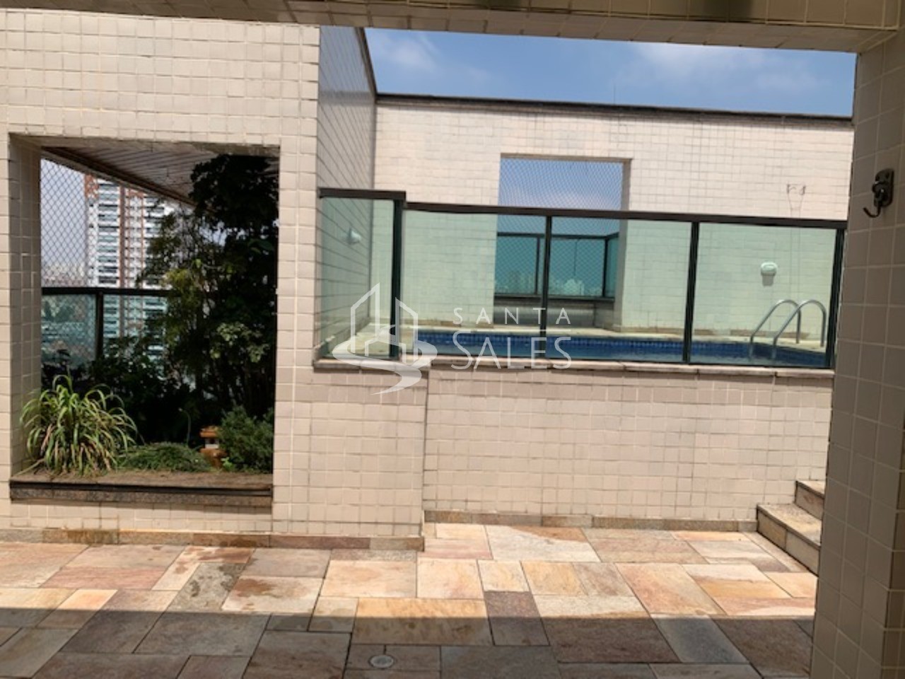 Cobertura à venda com 4 quartos, 250m² - Foto 3