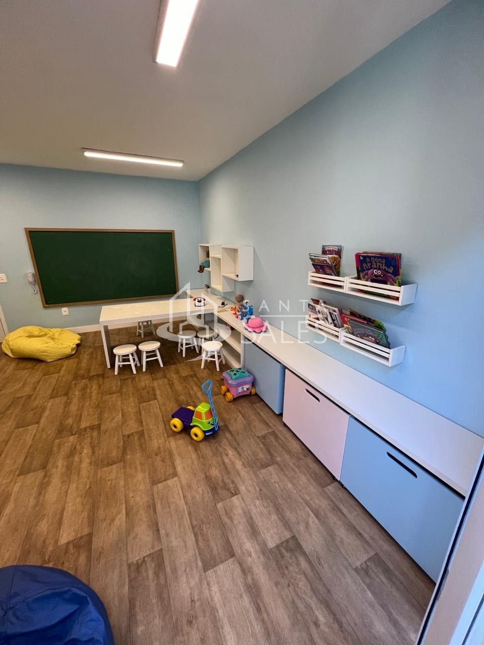 Apartamento à venda com 2 quartos, 55m² - Foto 19