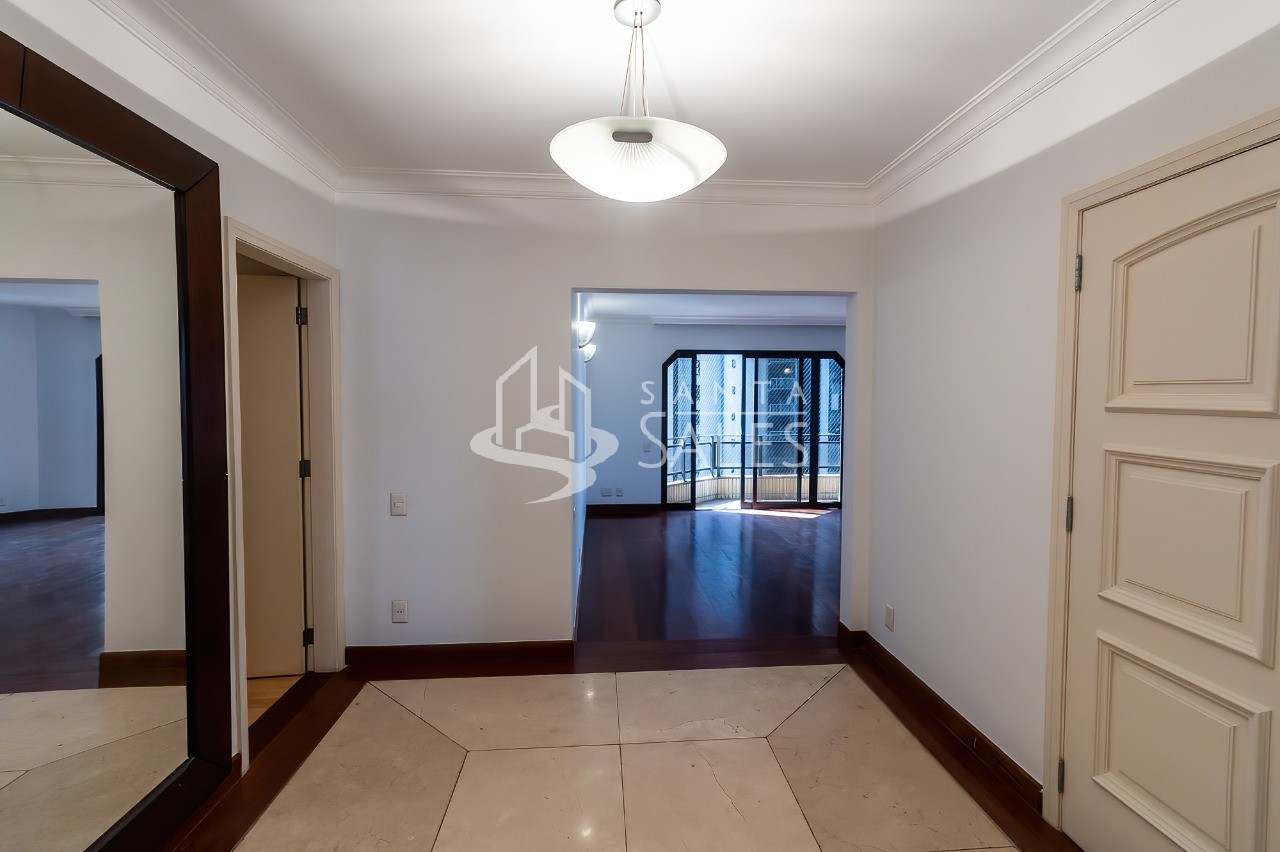 Apartamento para alugar com 3 quartos, 240m² - Foto 6