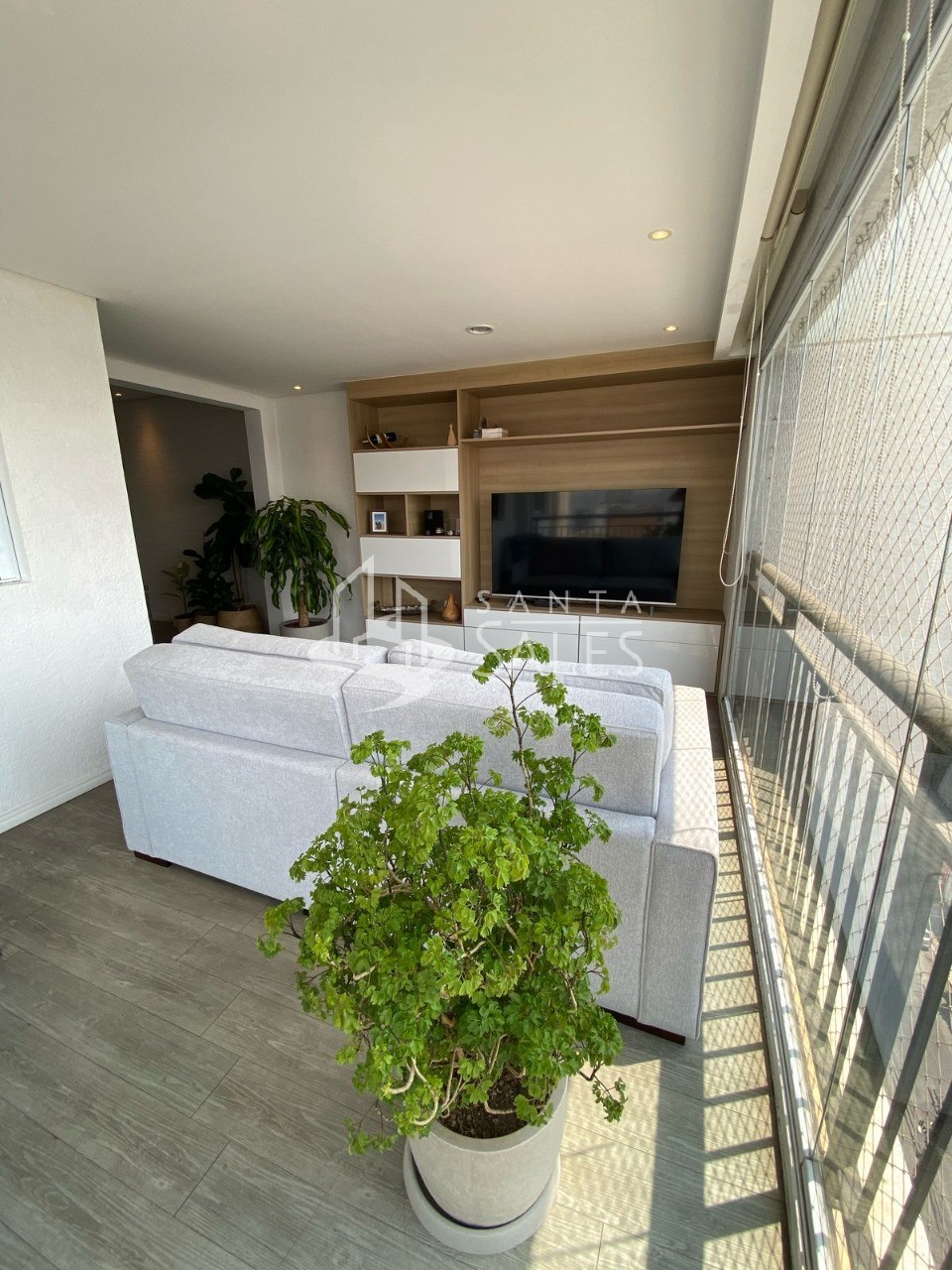 Apartamento à venda com 2 quartos, 67m² - Foto 4