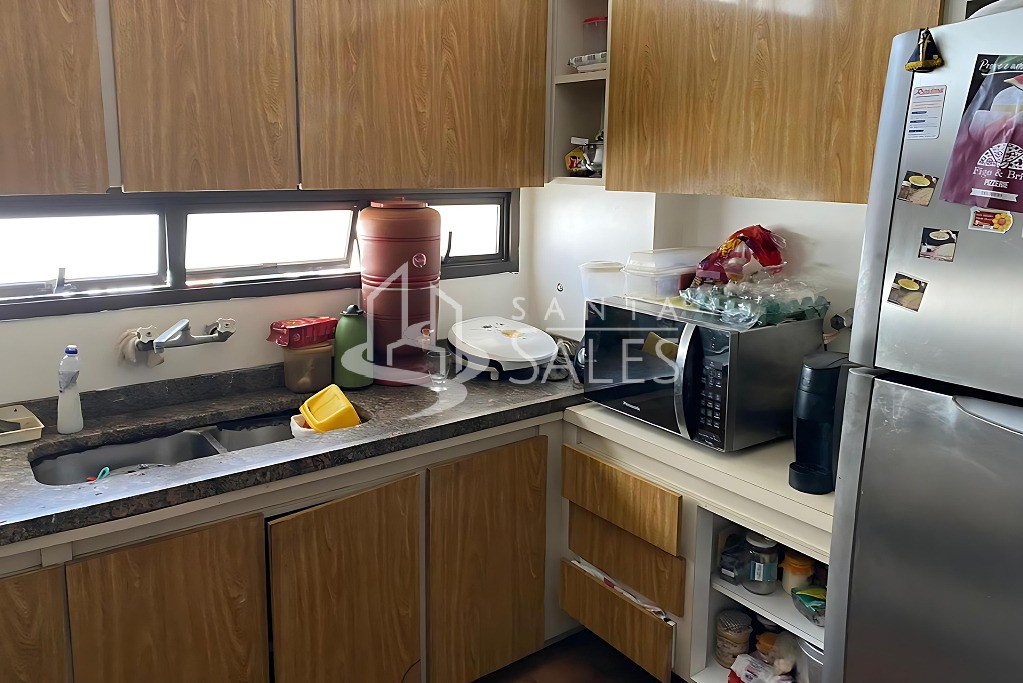 Apartamento à venda com 4 quartos, 209m² - Foto 3