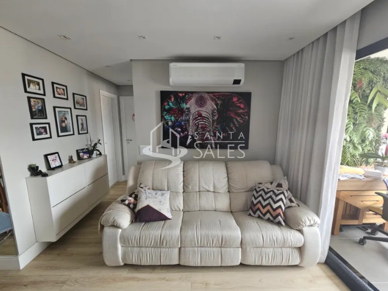 Apartamento à venda com 2 quartos, 72m² - Foto 1