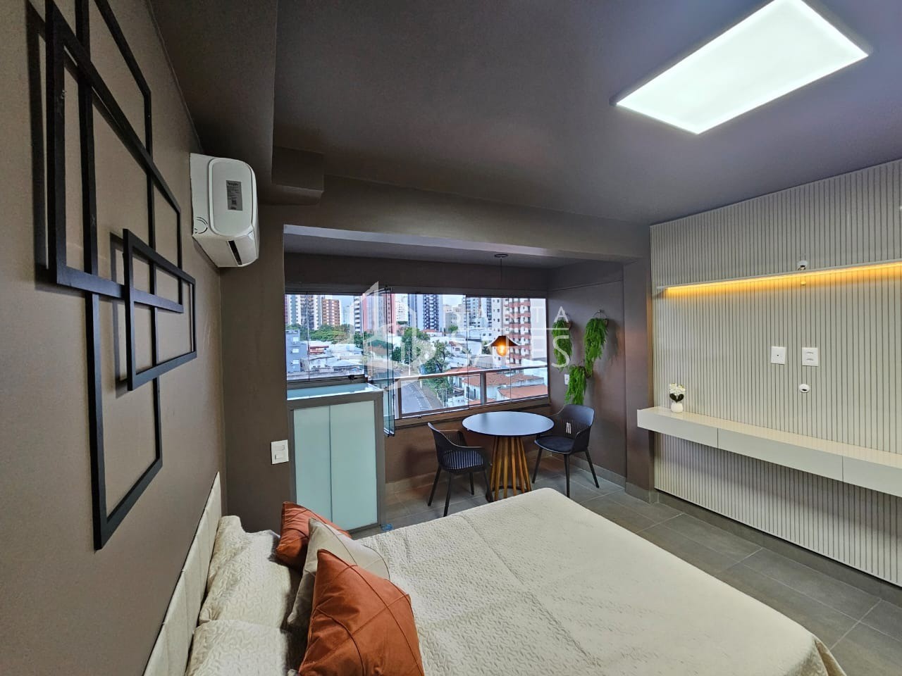 Kitnet e Studio à venda com 1 quarto, 28m² - Foto 1