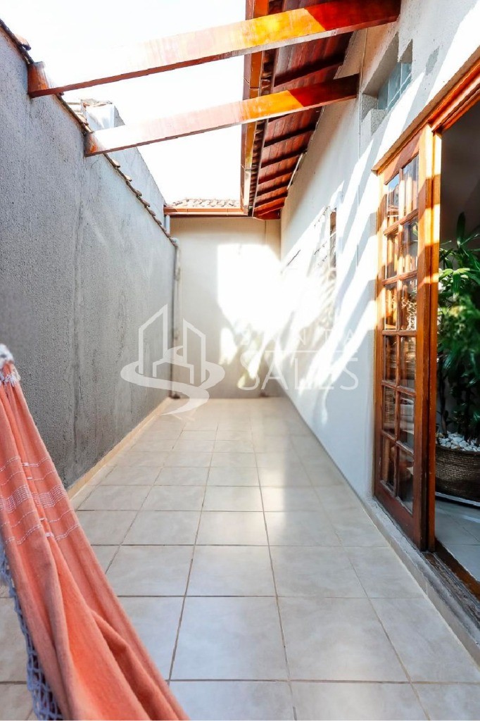 Sobrado à venda com 3 quartos, 320m² - Foto 8