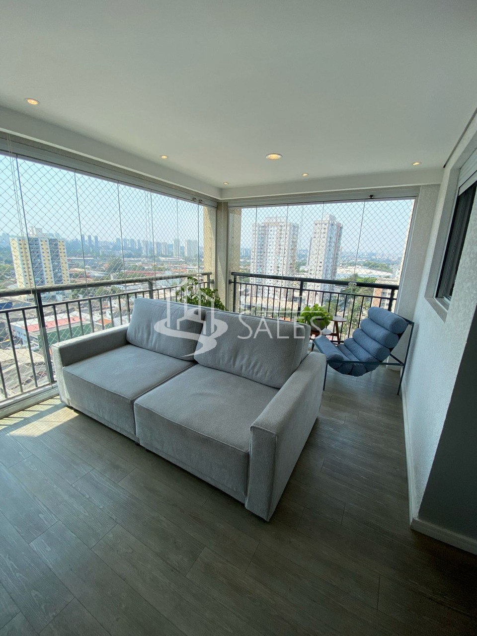 Apartamento à venda com 2 quartos, 67m² - Foto 1