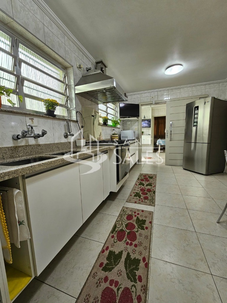 Casa, 4 quartos, 240 m² - Foto 18