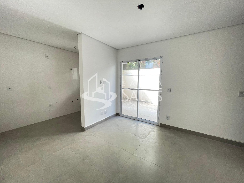 Apartamento à venda com 2 quartos, 69m² - Foto 1