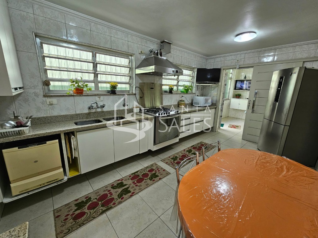 Casa, 4 quartos, 240 m² - Foto 15