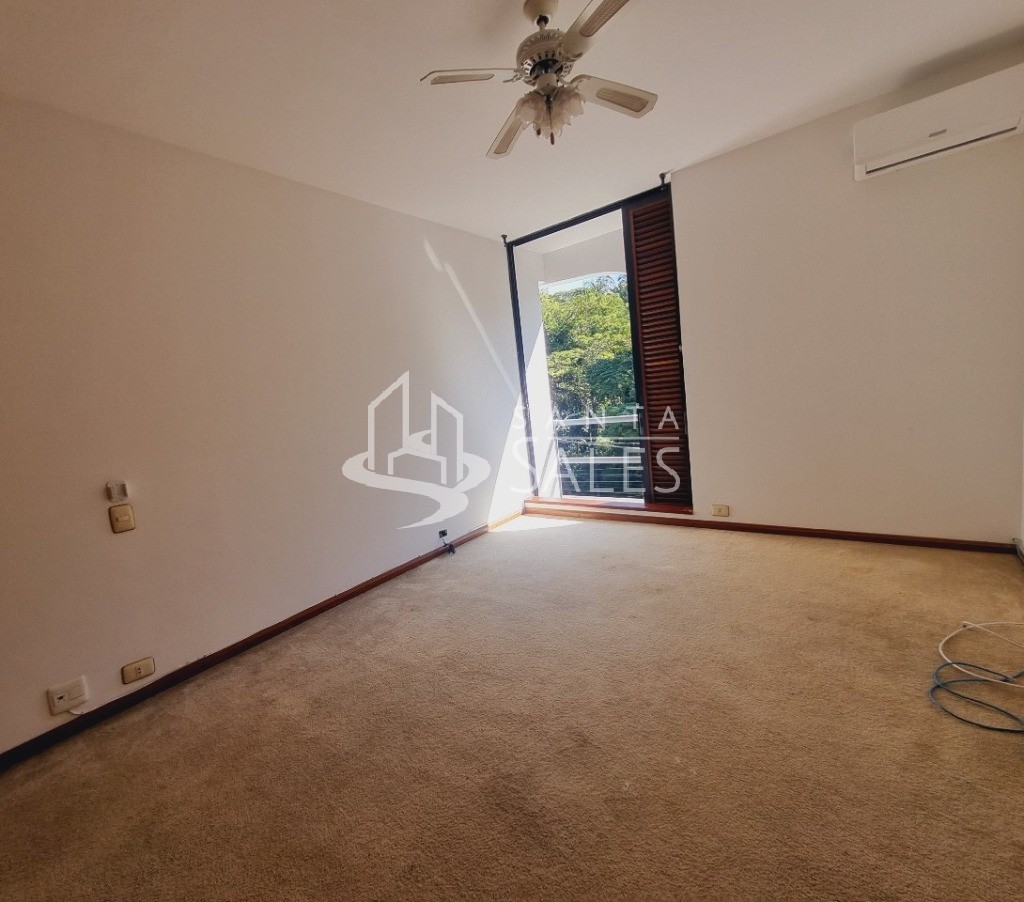 Casa à venda com 4 quartos, 793m² - Foto 14