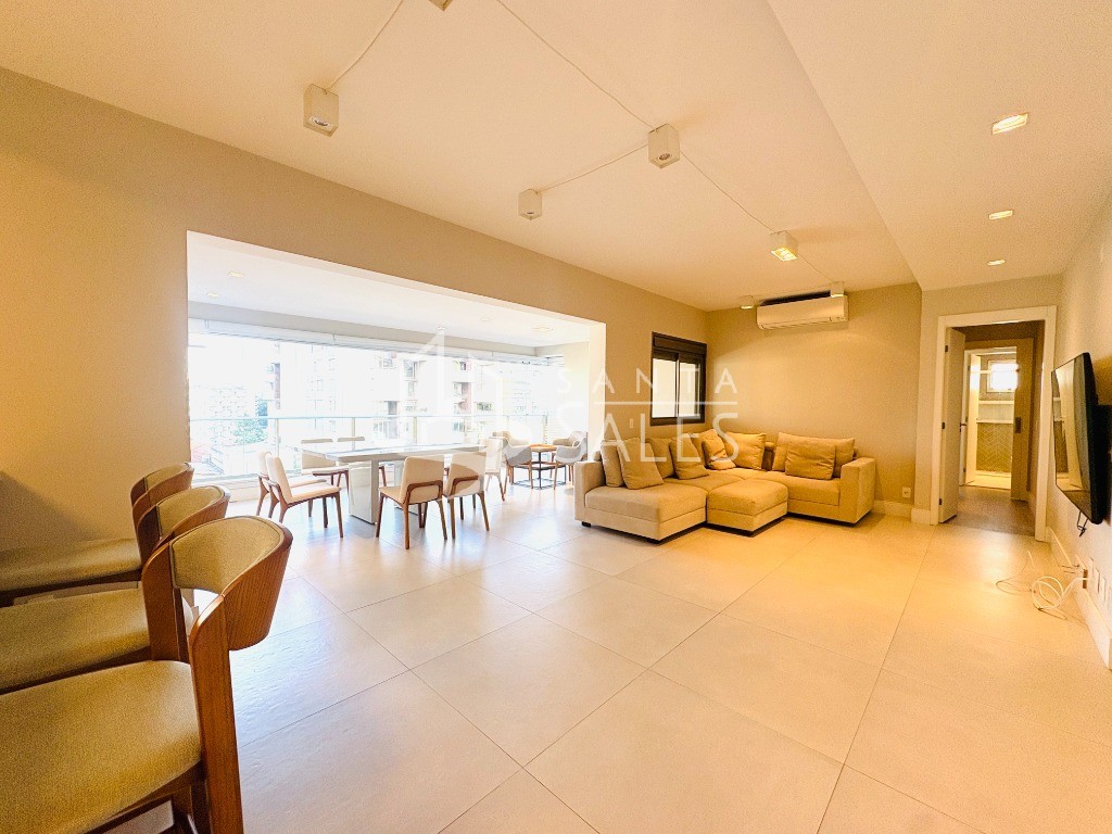 Apartamento para alugar com 3 quartos, 150m² - Foto 1