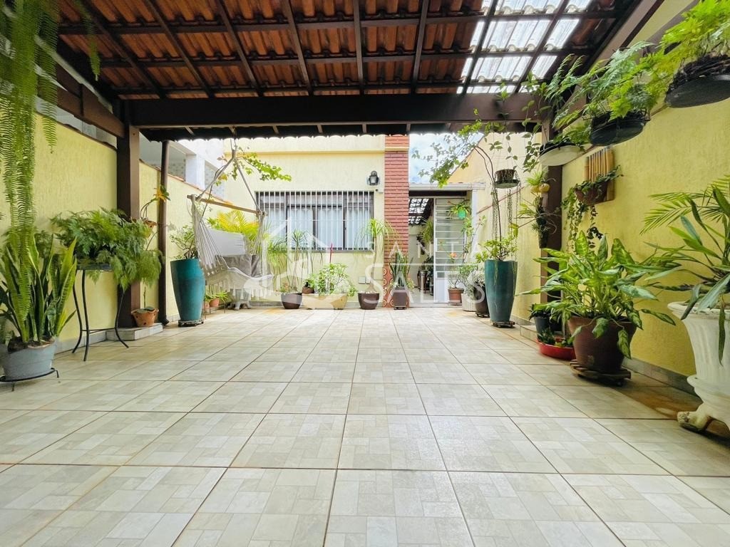 Sobrado à venda com 4 quartos, 168m² - Foto 4