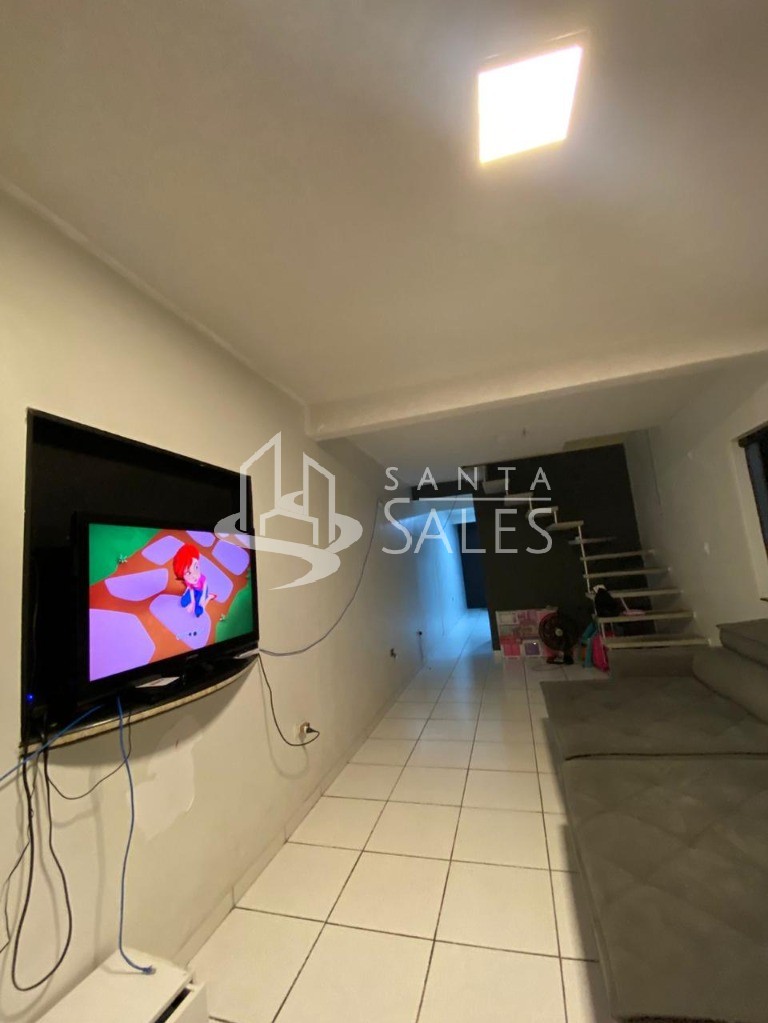 Casa à venda com 3 quartos, 150m² - Foto 4