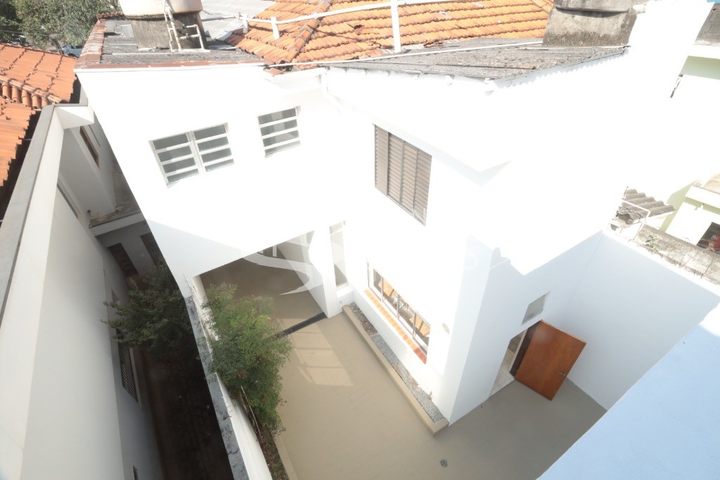 Sobrado à venda com 3 quartos, 190m² - Foto 27