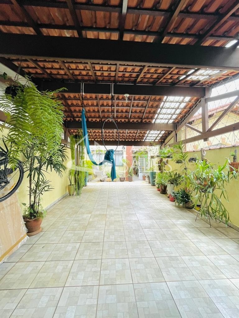 Sobrado à venda com 4 quartos, 168m² - Foto 42