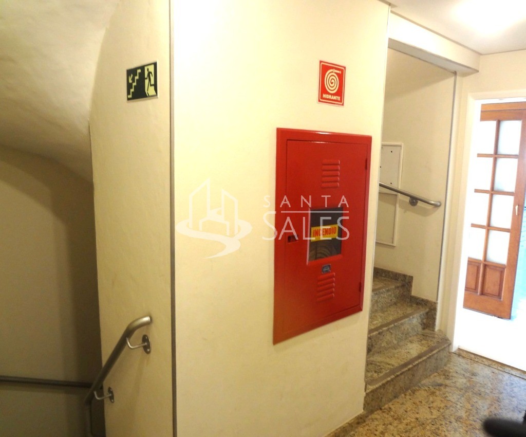 Apartamento para alugar com 2 quartos, 84m² - Foto 27