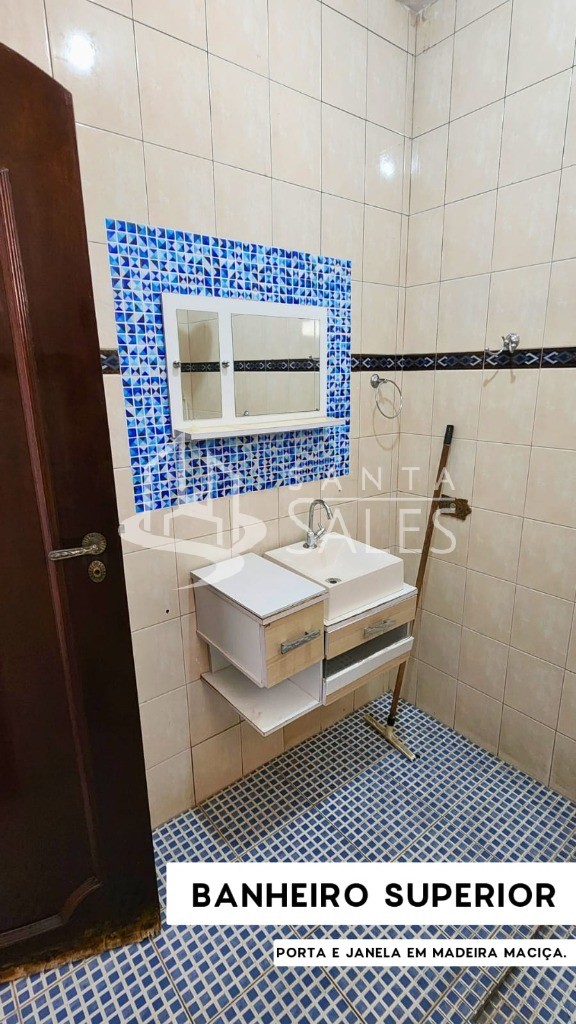 Casa à venda com 3 quartos, 150m² - Foto 4