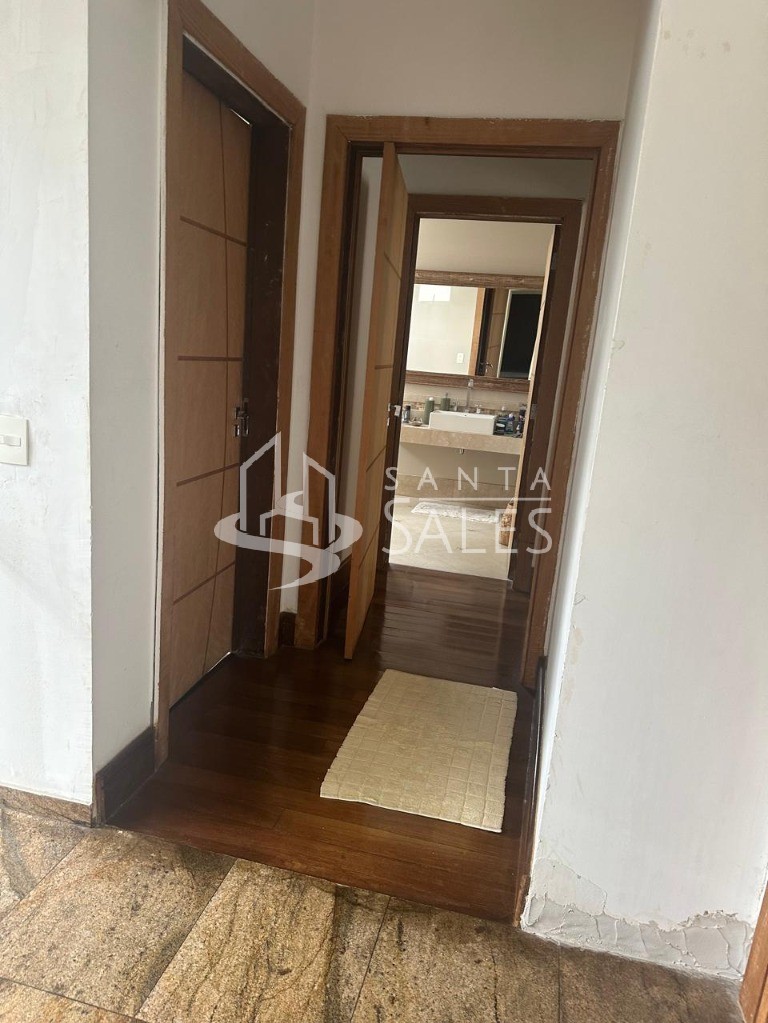 Casa à venda com 4 quartos, 600m² - Foto 6