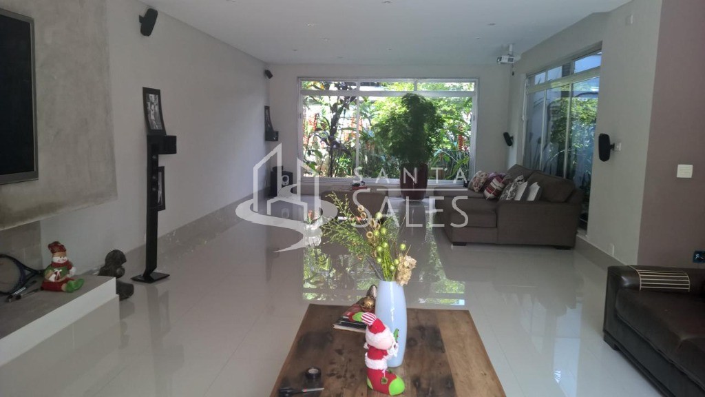 Casa à venda com 4 quartos, 600m² - Foto 17