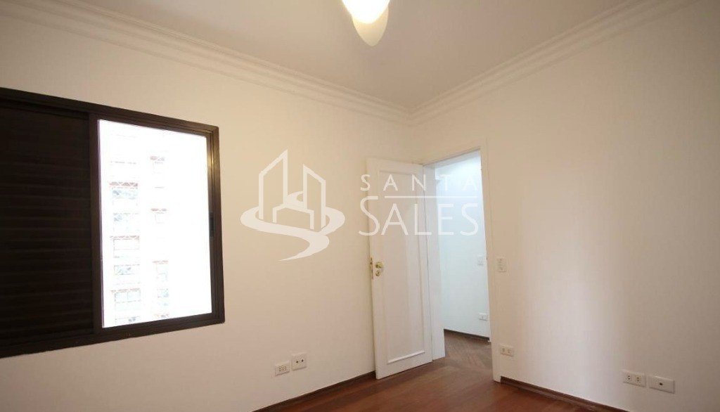 Apartamento para alugar com 3 quartos, 130m² - Foto 12