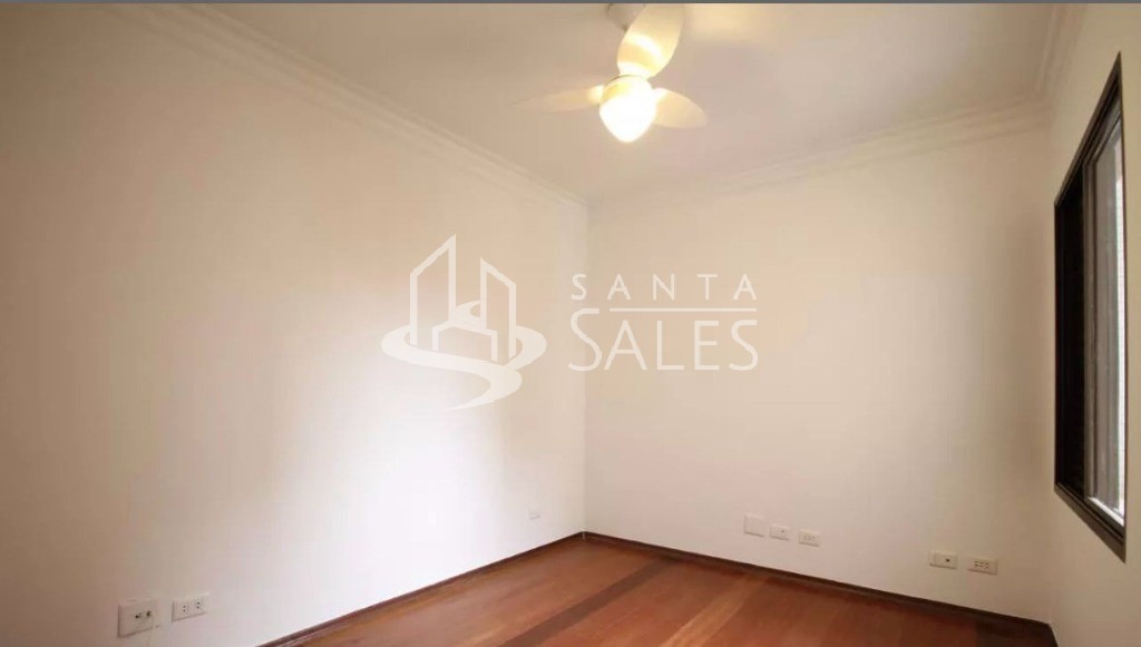 Apartamento para alugar com 3 quartos, 130m² - Foto 18
