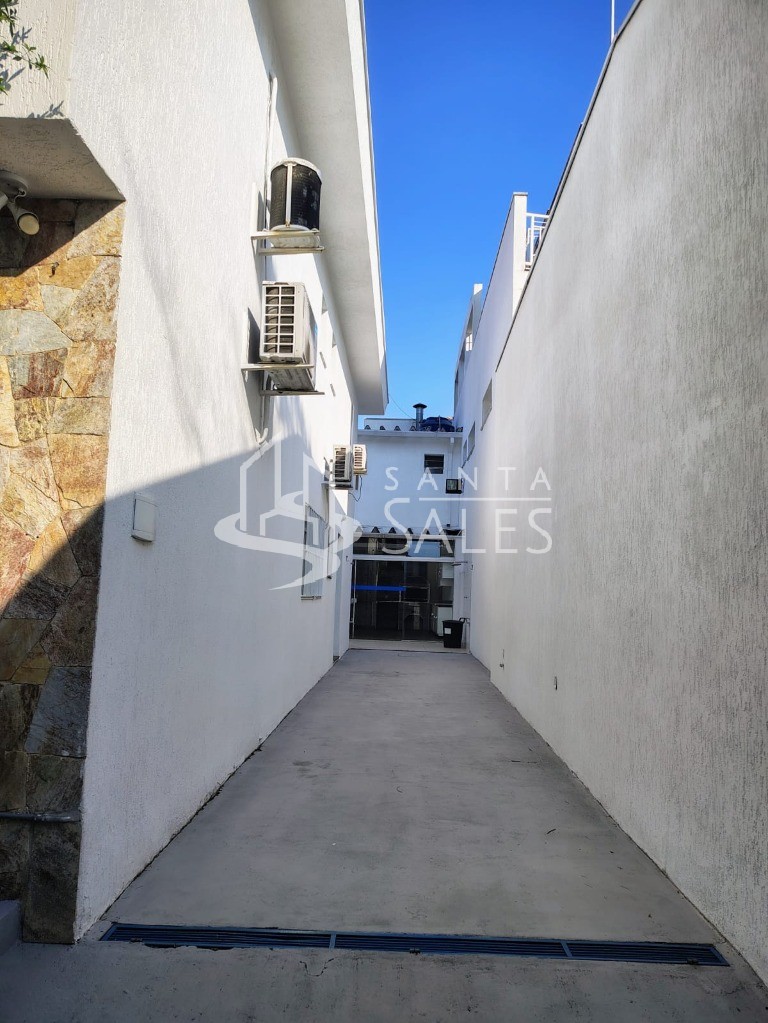 Sobrado, 6 quartos, 310 m² - Foto 45