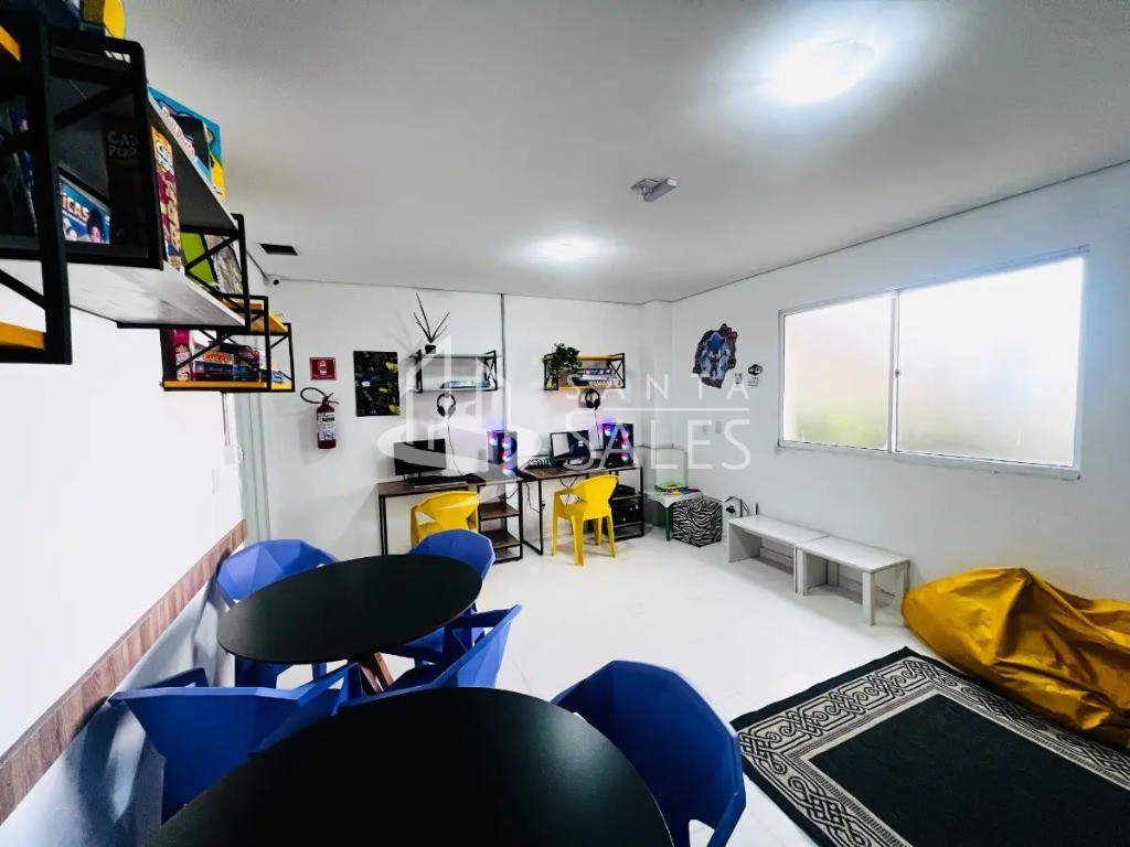 Apartamento à venda com 2 quartos, 44m² - Foto 15
