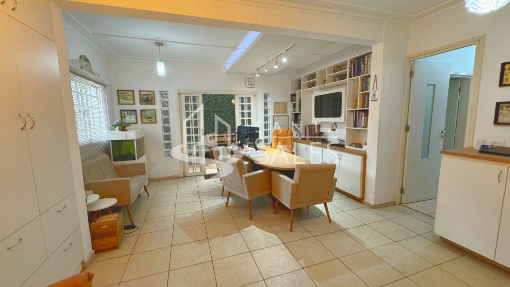 Sobrado, 6 quartos, 272 m² - Foto 1