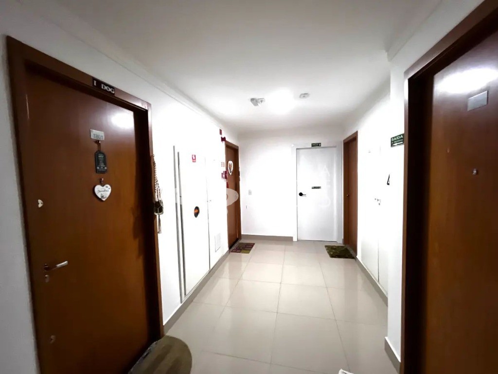 Apartamento à venda com 2 quartos, 44m² - Foto 11