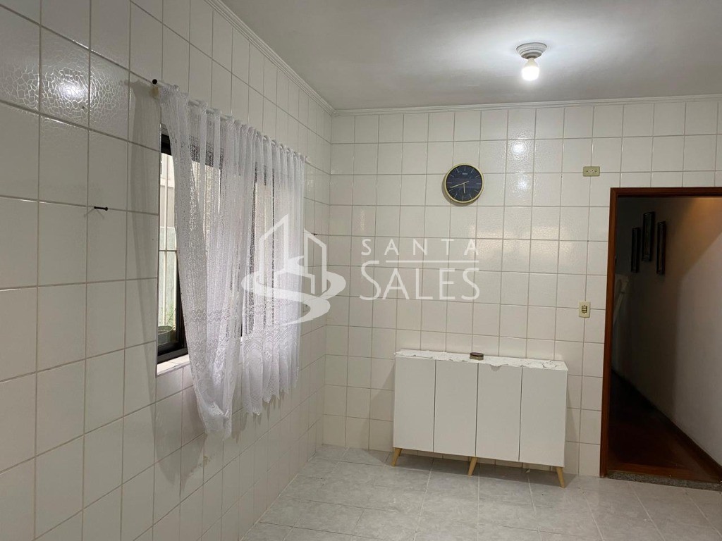 Casa para alugar com 3 quartos, 175m² - Foto 12