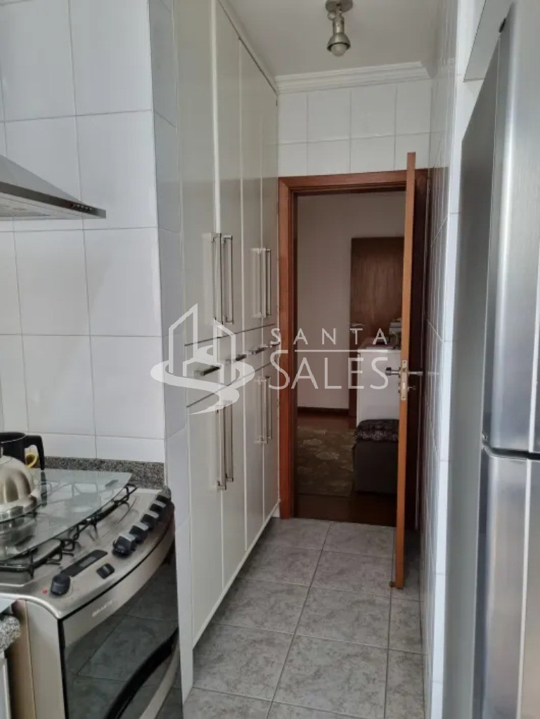 Apartamento à venda com 3 quartos, 156m² - Foto 9