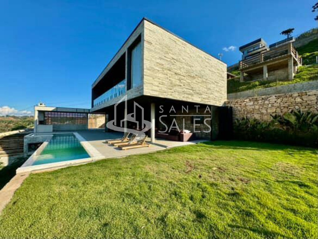 Sobrado, 2 quartos, 383 m² - Foto 1