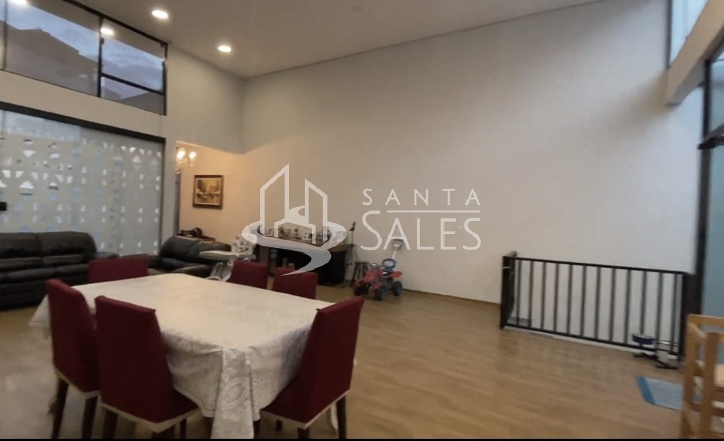 Casa à venda com 6 quartos, 170m² - Foto 2