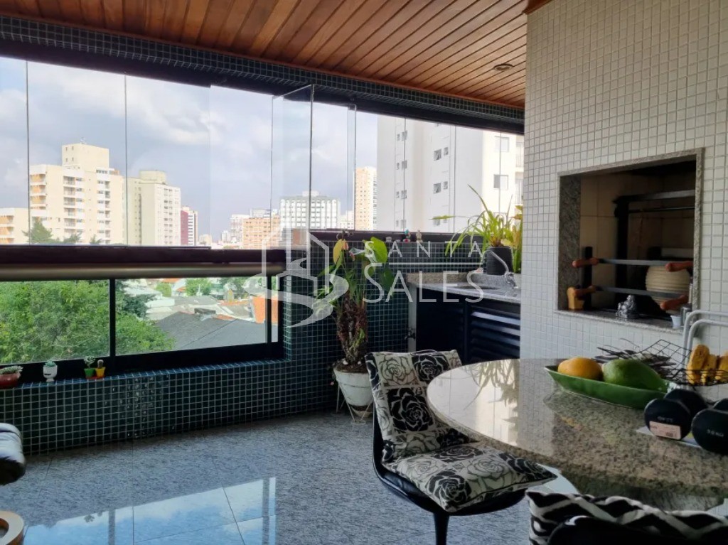 Apartamento à venda com 3 quartos, 156m² - Foto 1