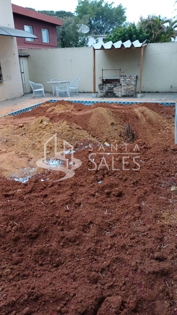 Casa para alugar com 4 quartos, 360m² - Foto 14