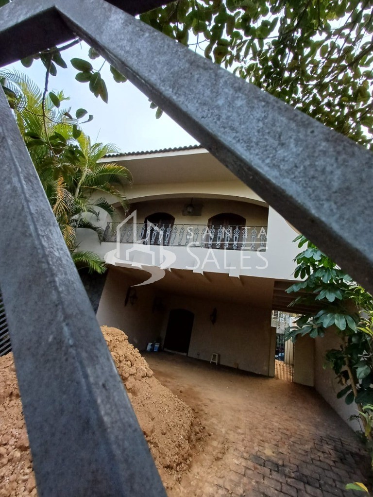 Casa para alugar com 4 quartos, 360m² - Foto 24
