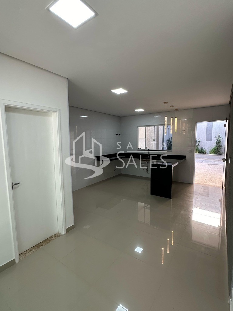 Casa à venda com 3 quartos, 191m² - Foto 4