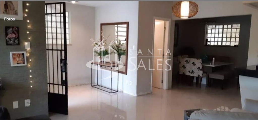 Casa, 3 quartos, 232 m² - Foto 2