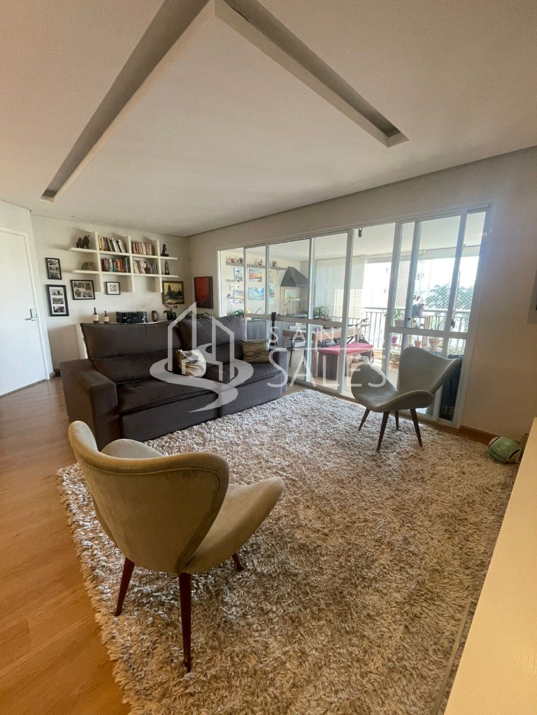 Apartamento à venda com 3 quartos, 128m² - Foto 1