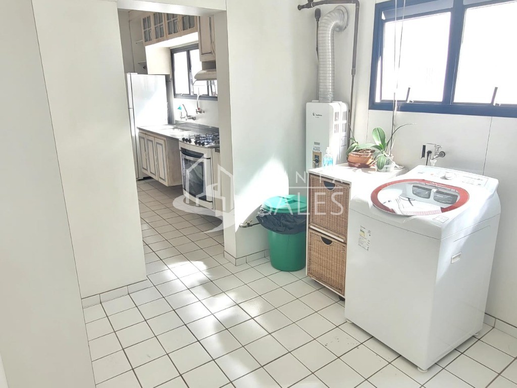 Apartamento, 3 quartos, 220 m² - Foto 2