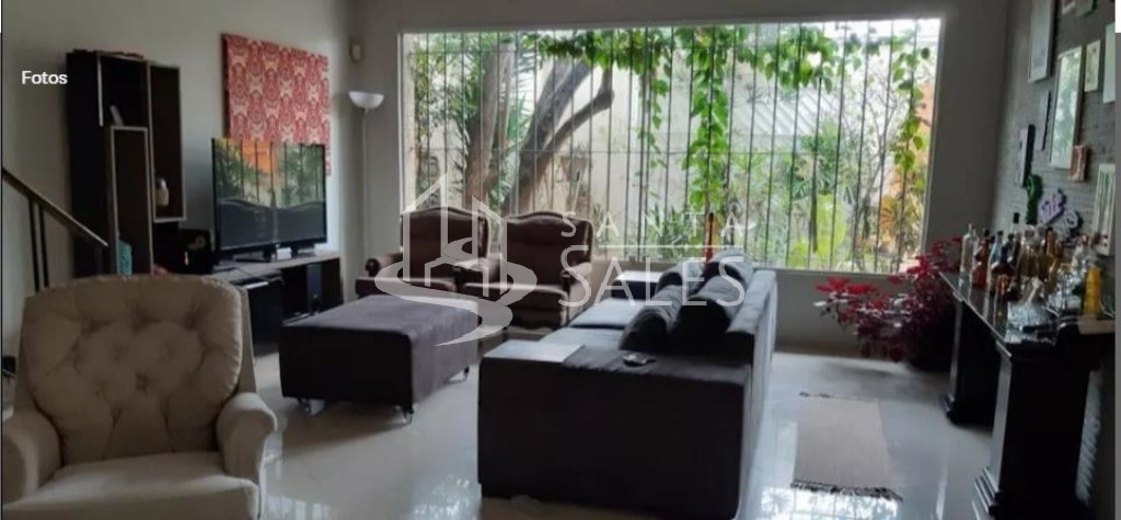 Casa, 3 quartos, 232 m² - Foto 1