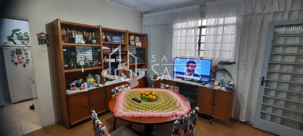 Casa, 1 quarto, 267 m² - Foto 2