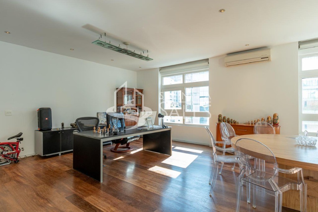 Apartamento, 3 quartos, 239 m² - Foto 4