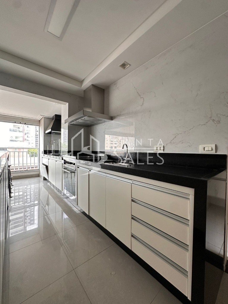 Apartamento, 3 quartos, 230 m² - Foto 1