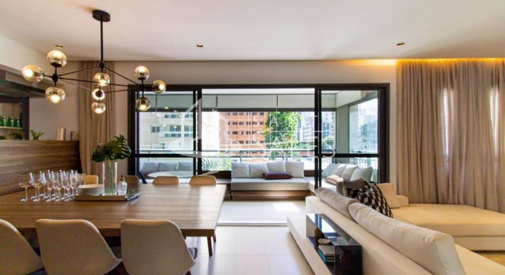 Apartamento, 3 quartos, 147 m² - Foto 1