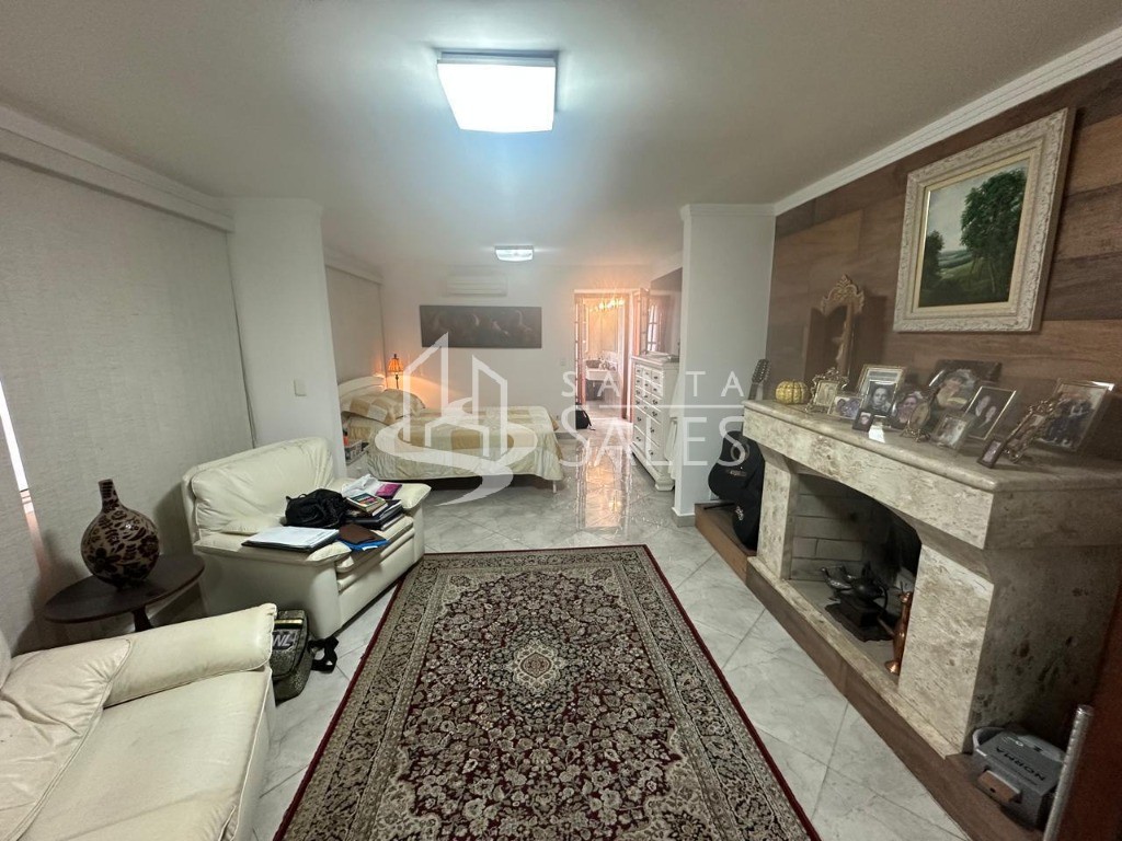 Sobrado, 3 quartos, 650 m² - Foto 1