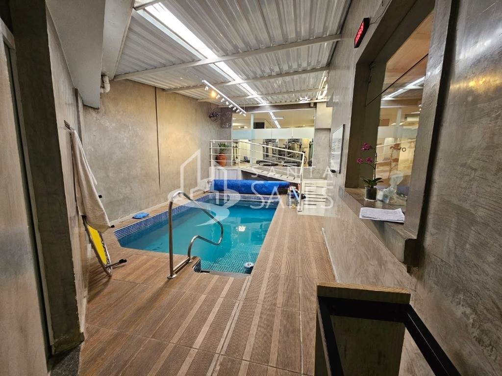 Casa, 4 quartos, 258 m² - Foto 26