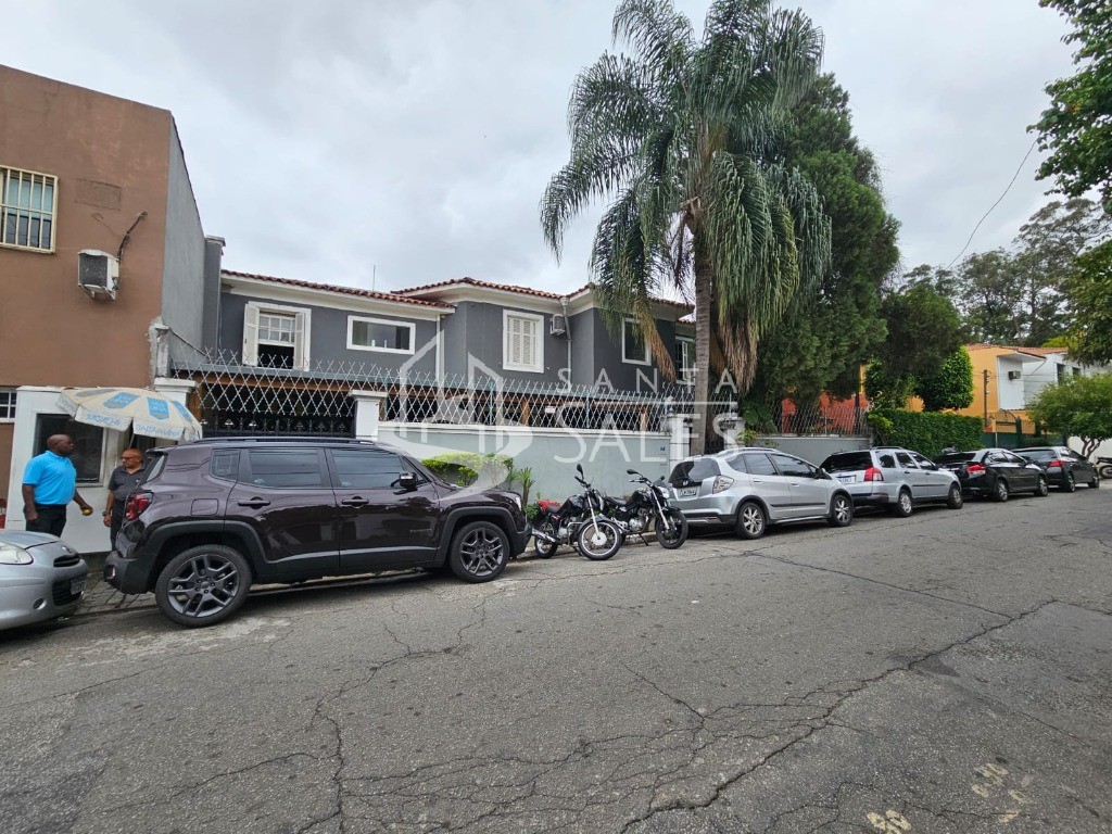 Casa, 4 quartos, 258 m² - Foto 2