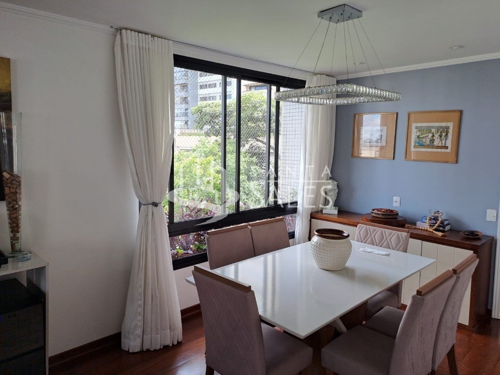 Apartamento, 4 quartos, 210 m² - Foto 1