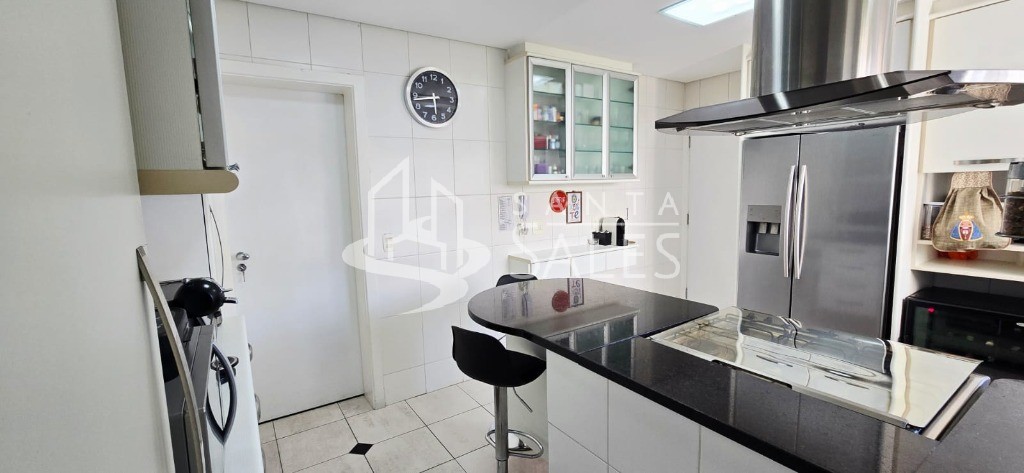 Apartamento, 3 quartos, 270 m² - Foto 11