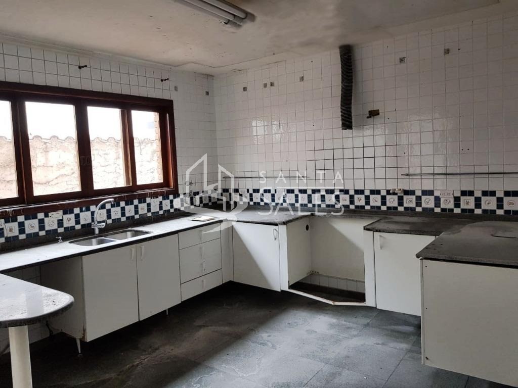 Sobrado, 8 quartos, 527 m² - Foto 4